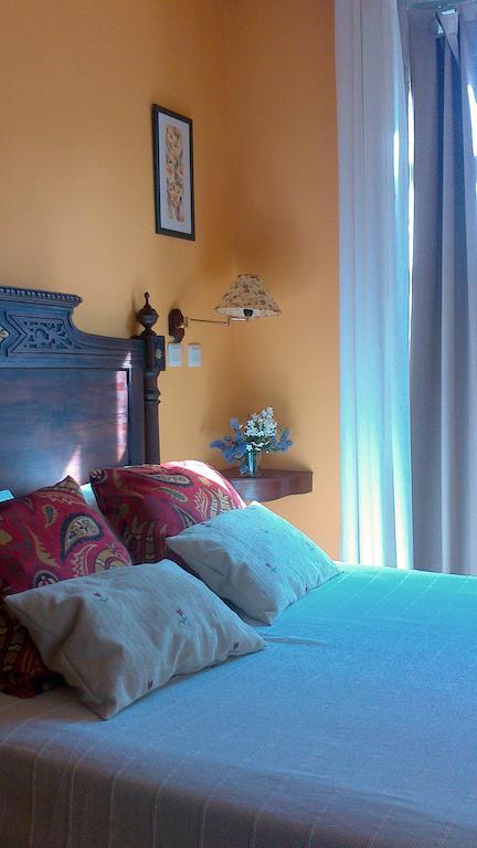 La Montanesuca Hotel Comillas Phòng bức ảnh