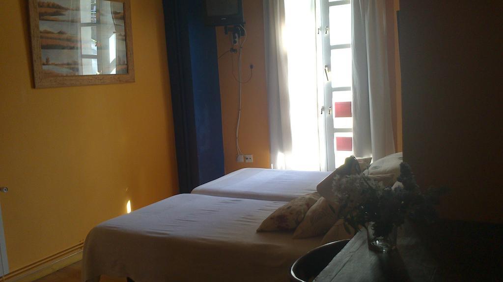 La Montanesuca Hotel Comillas Phòng bức ảnh